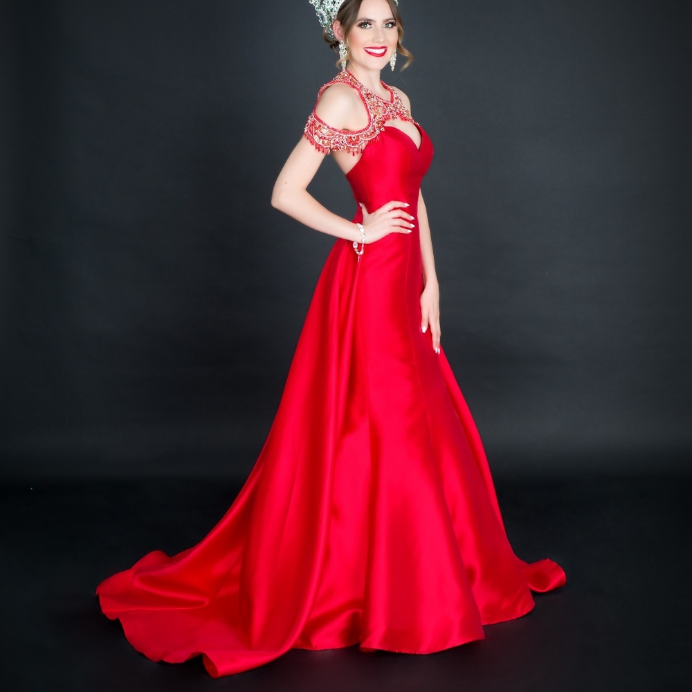 Red Prom dress Mermaid w/ Train
